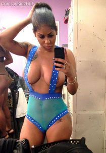 Slutty girl has her toilet
